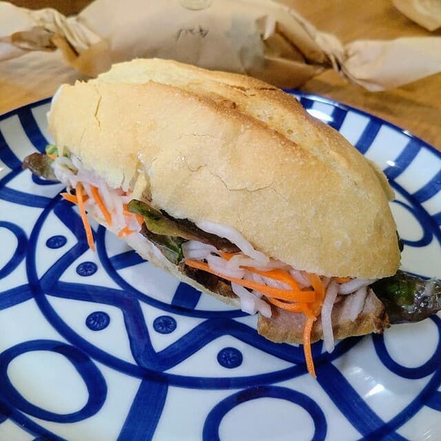 Bánh Mì Queen