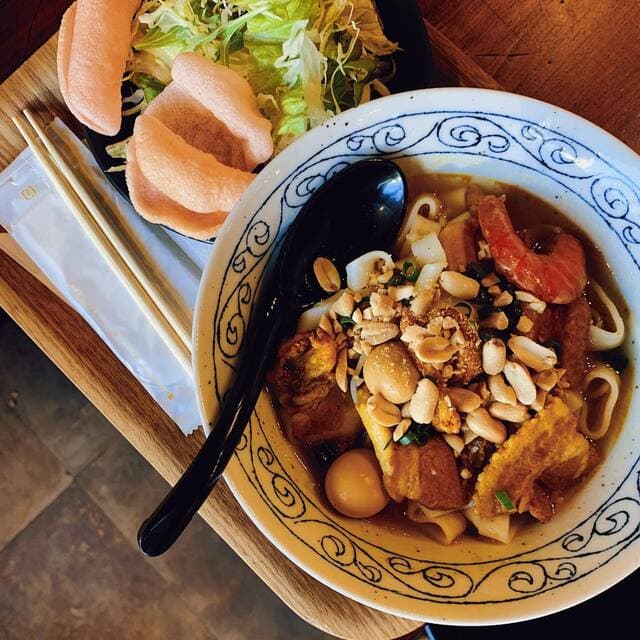 Banh Mi Xin Chao Sakae