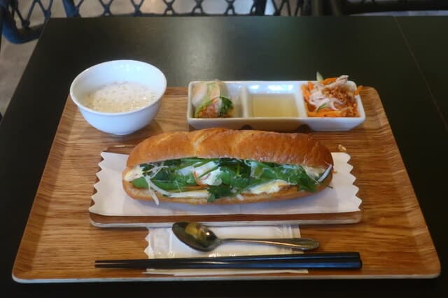 Banh Mi Xin Chao Ofuna