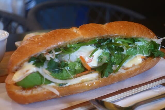 Banh Mi Xin Chao Ofuna