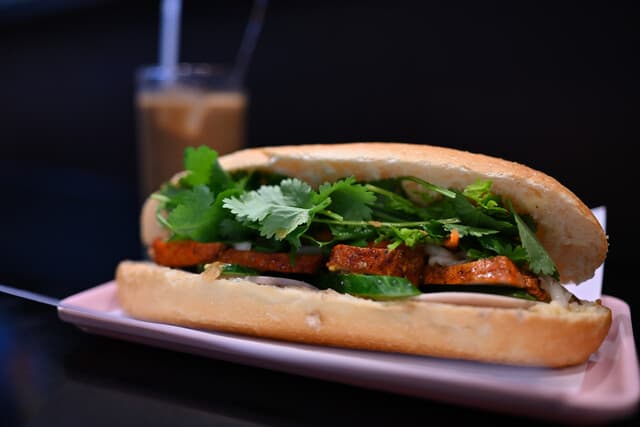 Bánh Mì Ngon Ngon