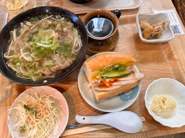 バインミーサイゴン