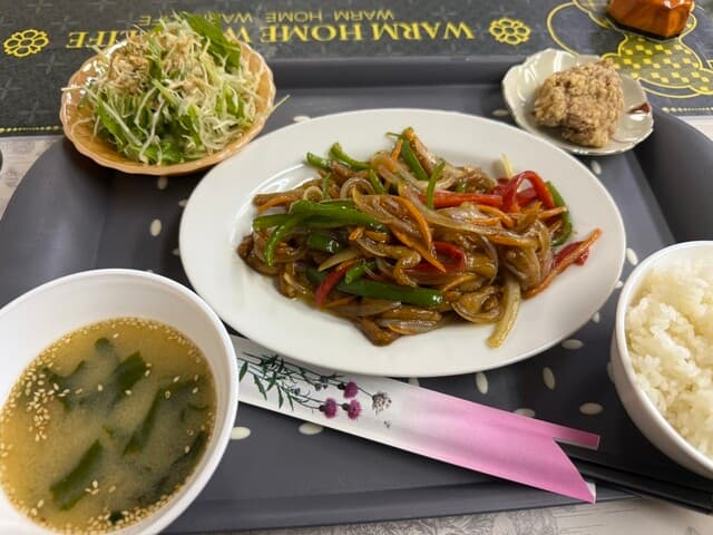 Nhà hàng Ban Mai