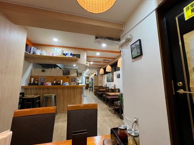 Vietnam Food House