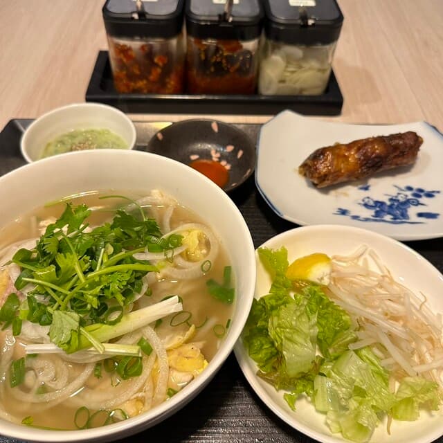 Vietnamese Restaurant Momo Chan