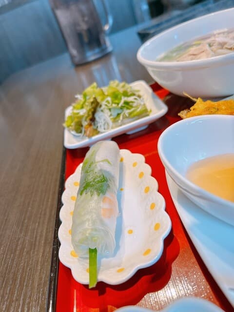 Nhà hàng Việt Nam LADO