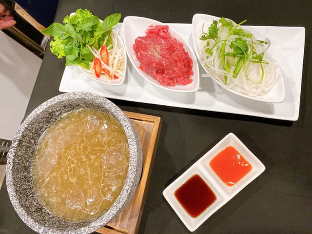 F5 Vietnamese Restaurant & Karaoke