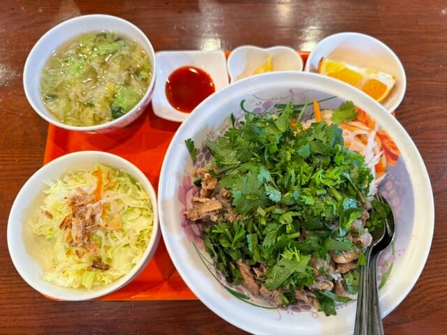 Quán Việt Iccham