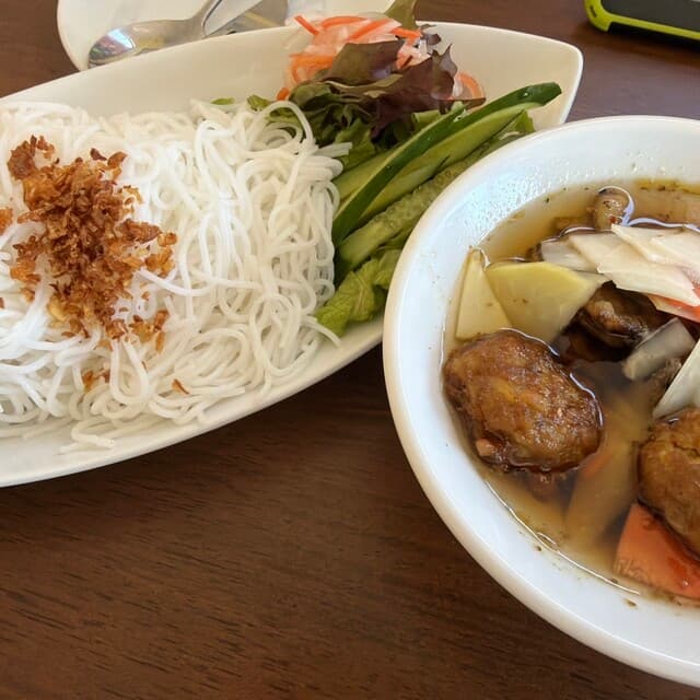 Nhà hàng Pháo