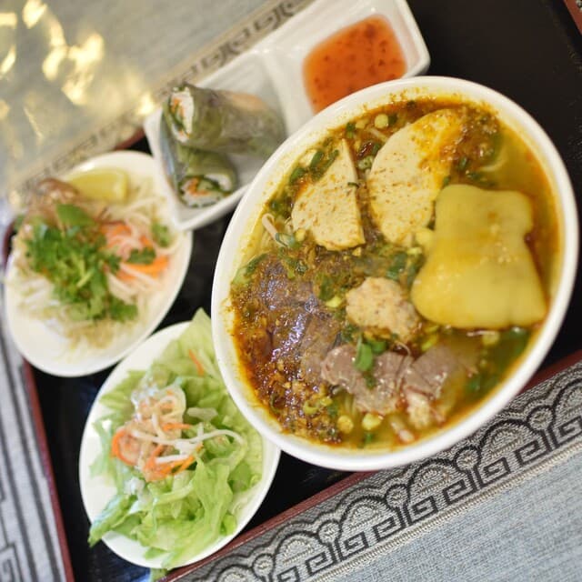 Phở Việt Quán