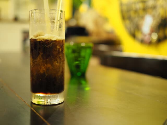 Plus 84 Cafe