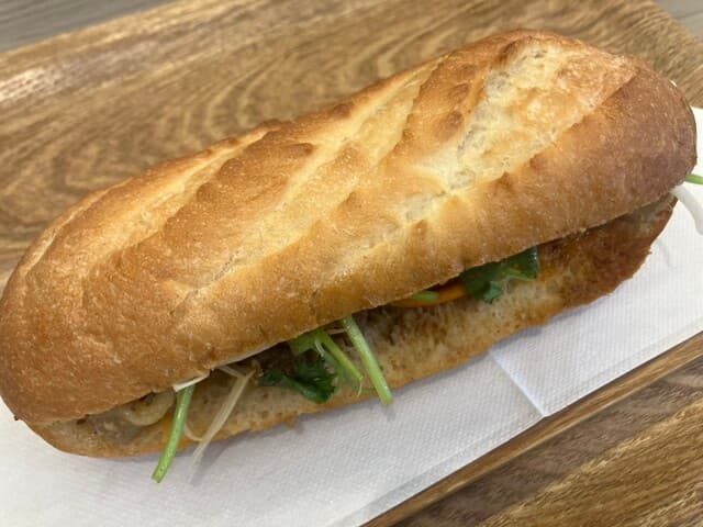 バインミーシンチャオ 日暮里店