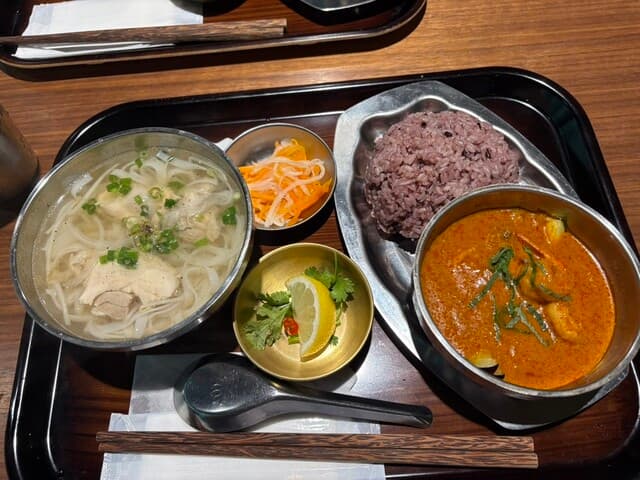 バインセオサイゴン 虎ノ門店