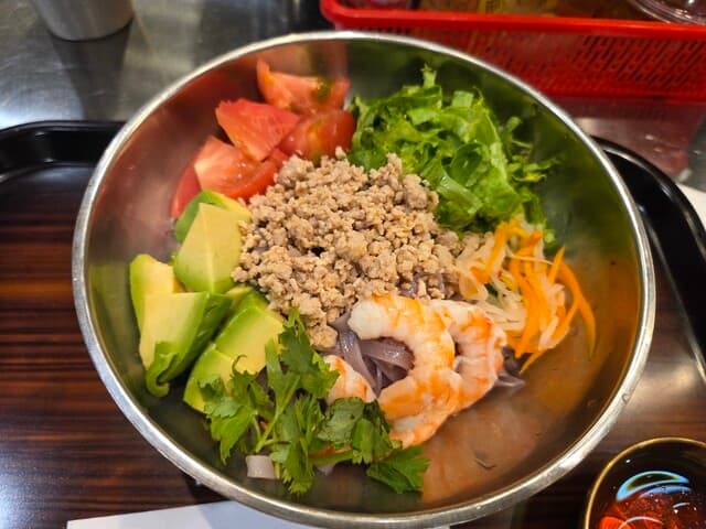 バインセオサイゴン 虎ノ門店