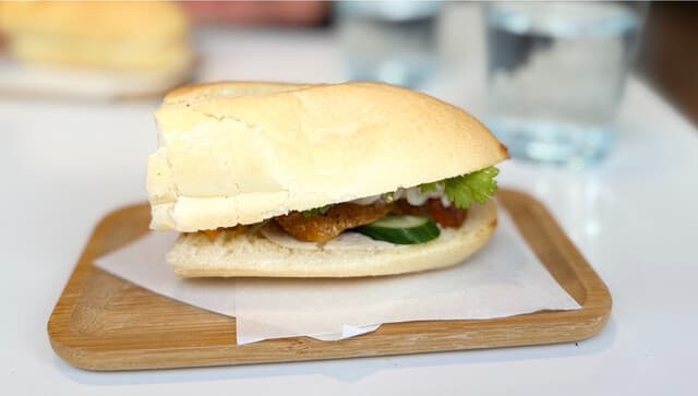 バインミーゴンゴン 浜松店