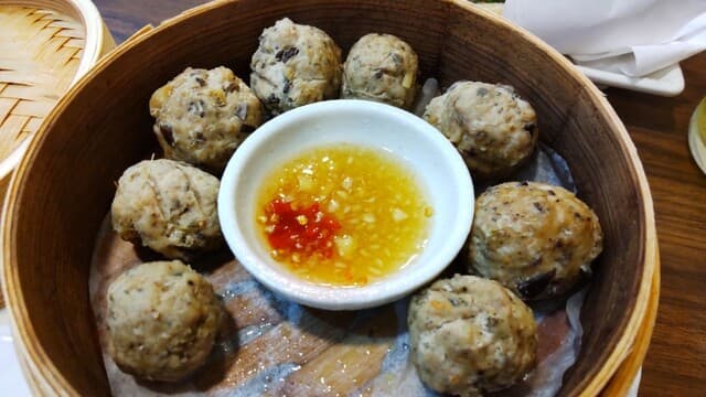 Lạc Hồng