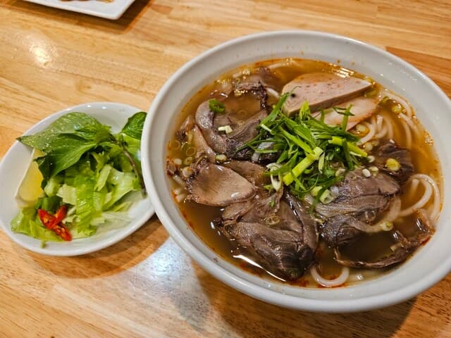 Phố Sài Gòn - Saigon Machi