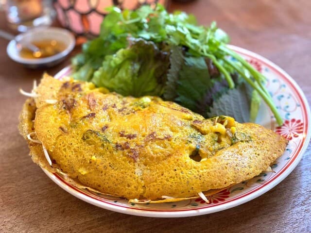 VIETNAM FRENCH XUAN